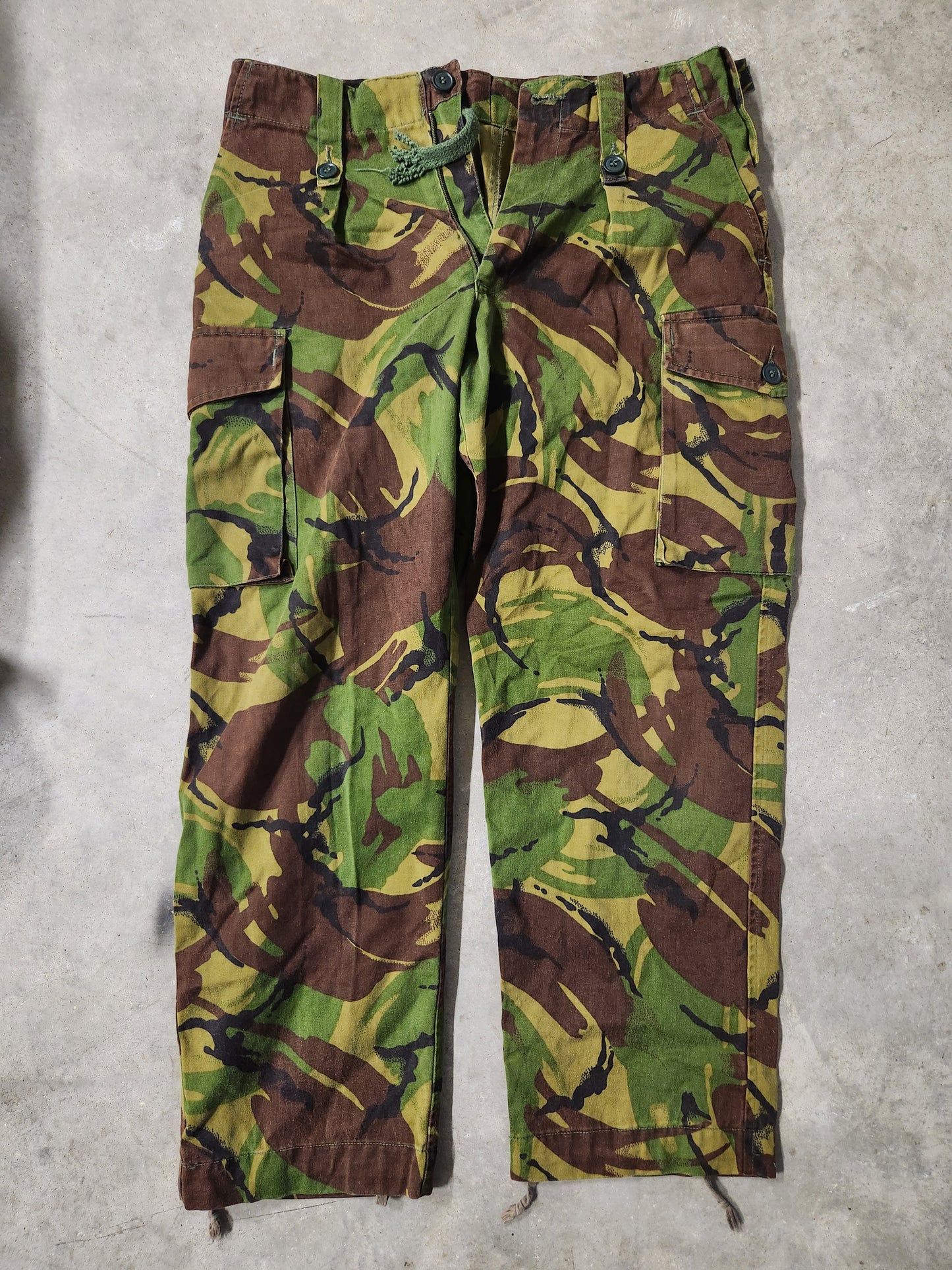 British DPM pants 95 woodland Tropical Weight Size Small Regular