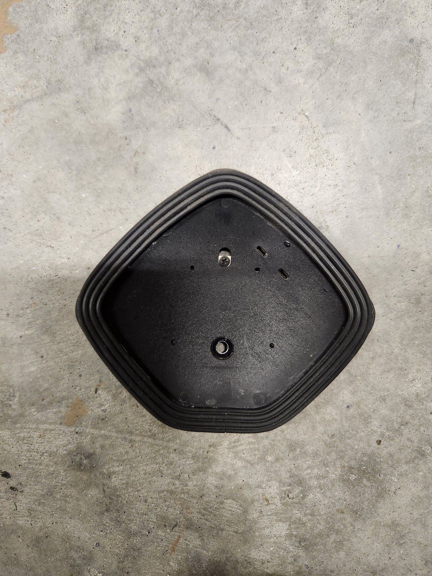 Norotos 1 hole low profile shroud