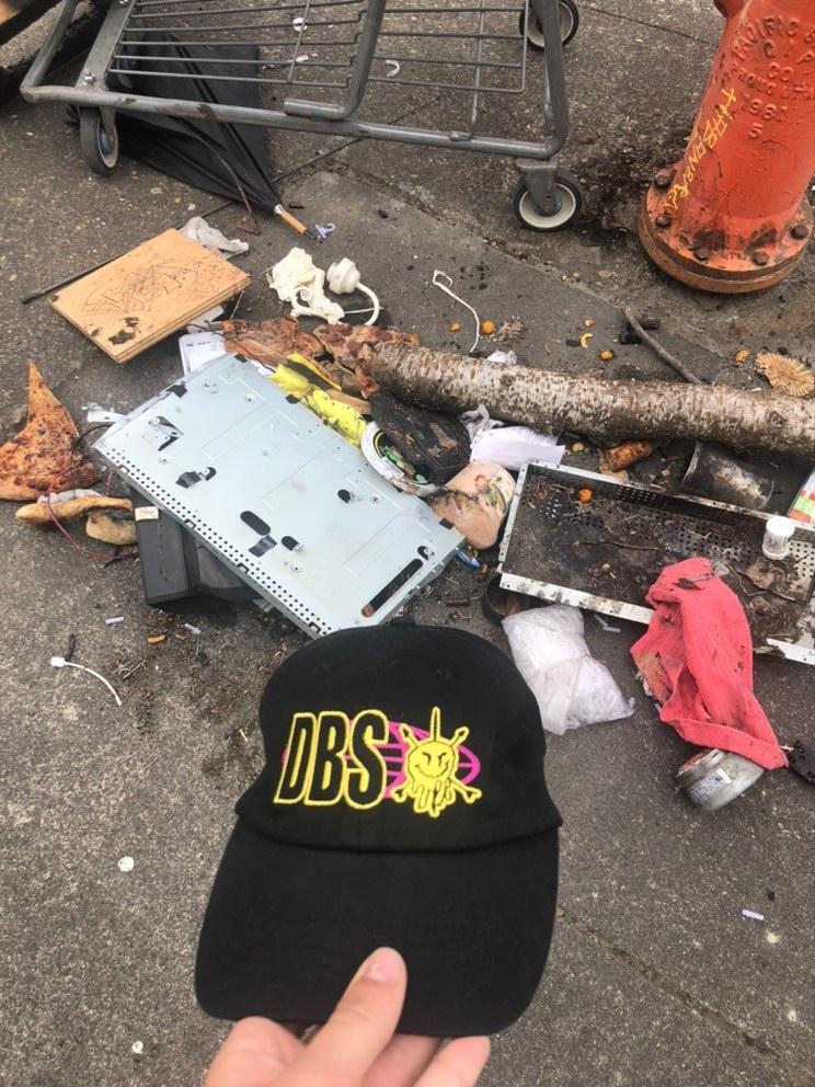 DA HEAD GEAR (its a hat) OFFICAL PART V