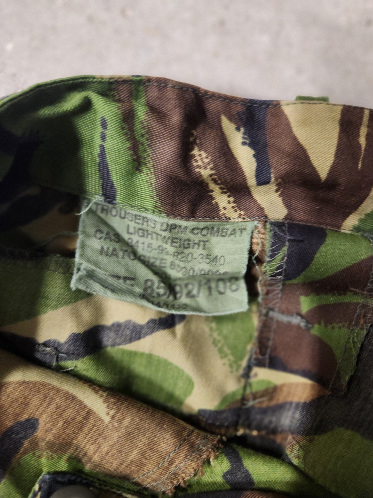 British DPM pants 95 woodland Tropical Weight Size Medium Regular
