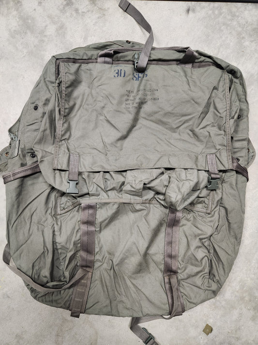 MC-6 universal parachute recovery bag