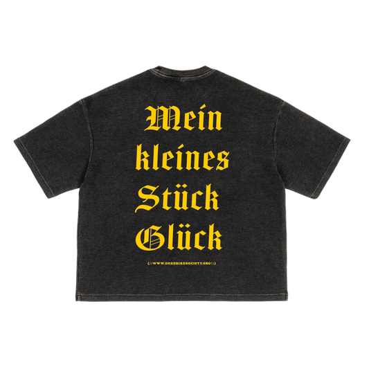 Slice Of Happiness (German) ((Large Boxy T-Shirt))